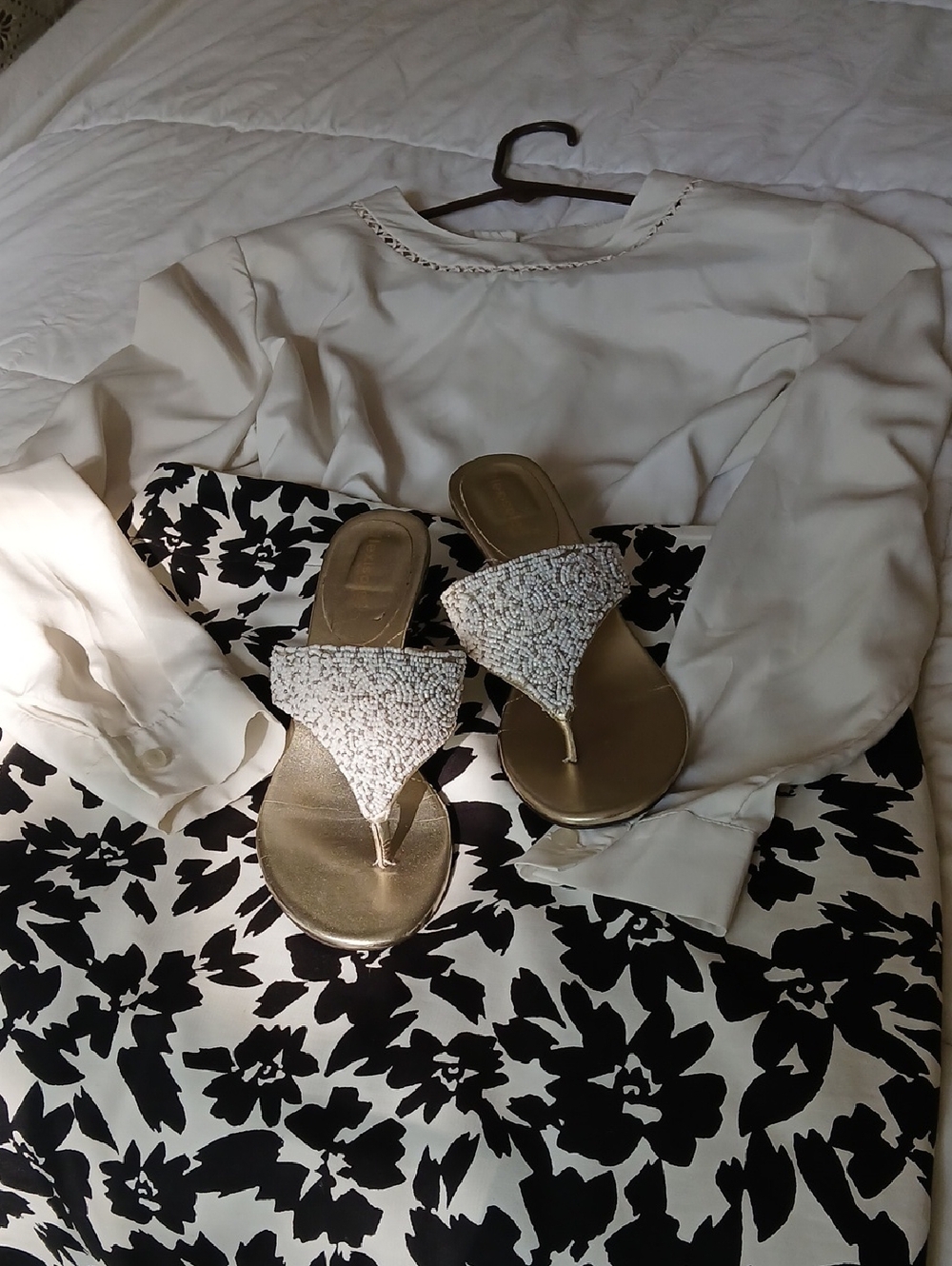 Loft  Black and White Floral Pencil Skirt Sandals And Blouse!